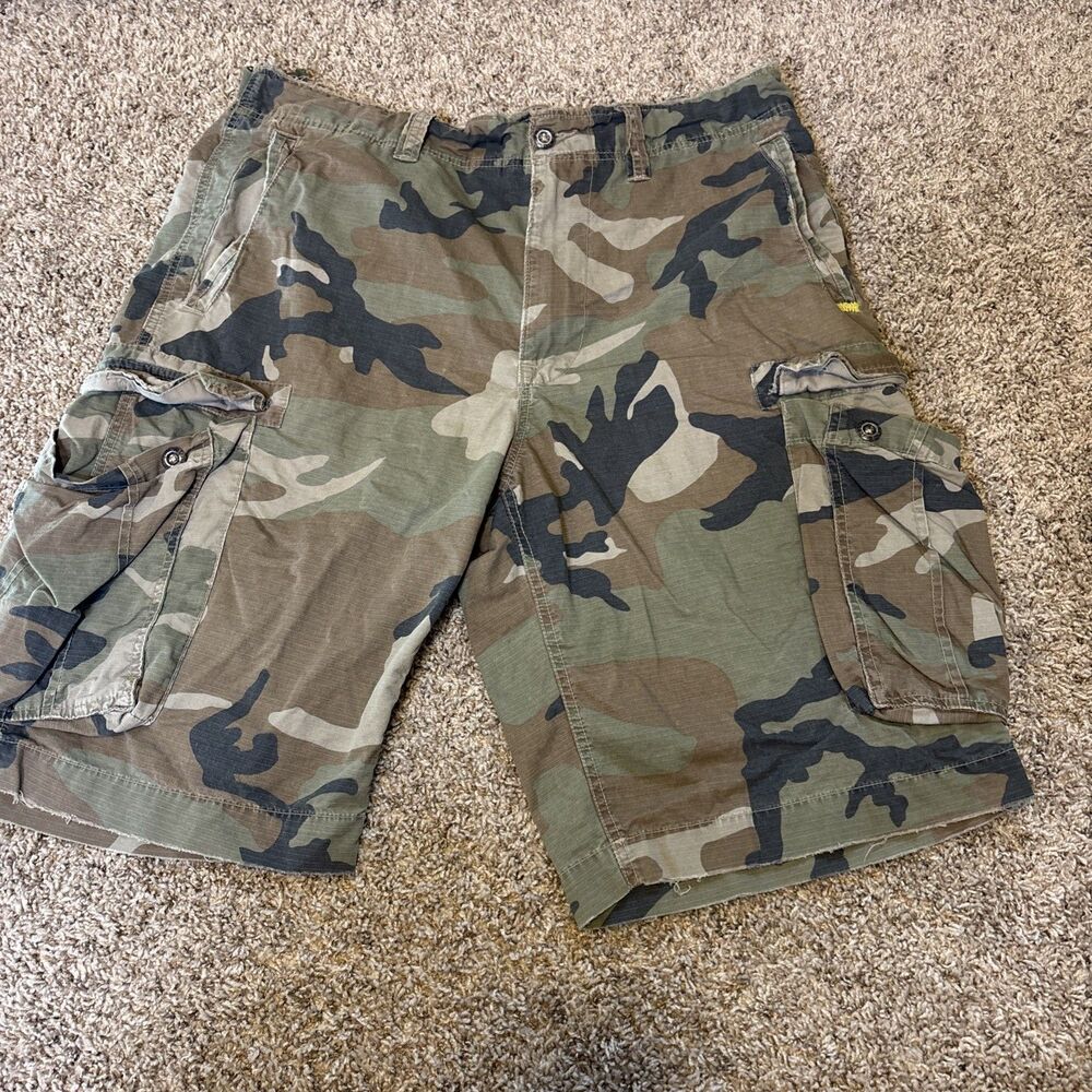 American Eagle Cargo Shorts Mens 38 Green Camo Distressed Classic Skater Y2k